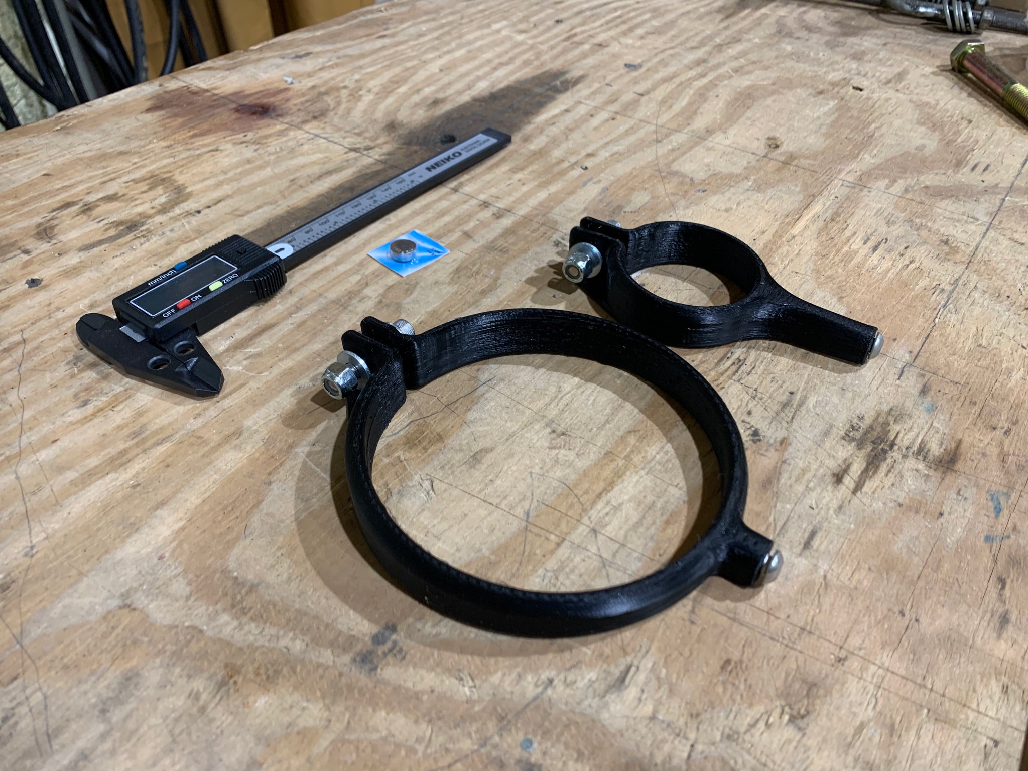 20 Ton Bottle Jack Digital Readout – NTK FabWorks